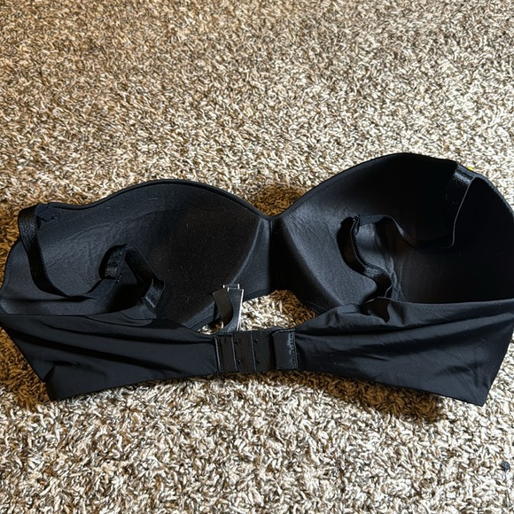 Victoria’s Secret bra - Picture 2 of 3